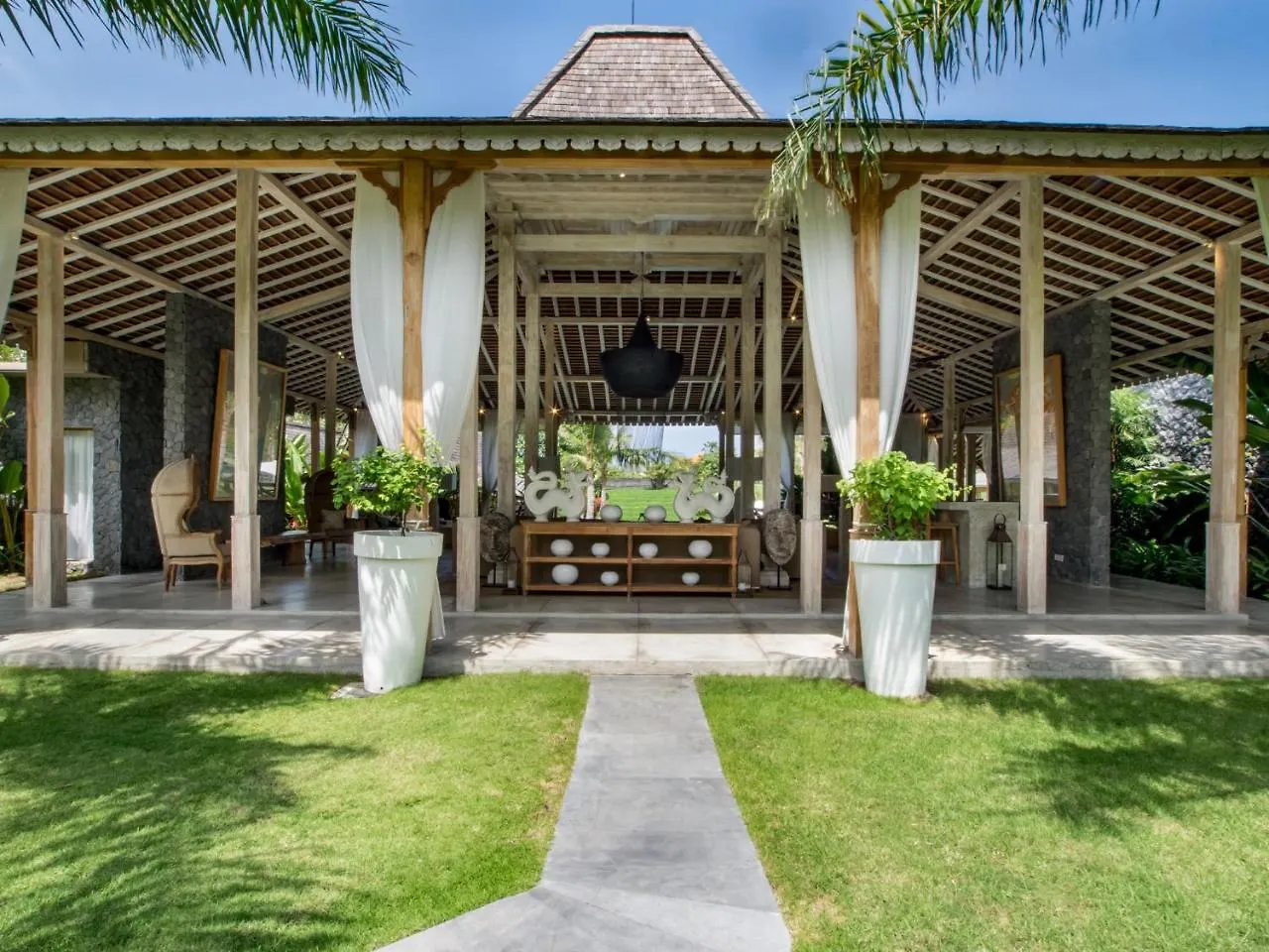 Villa Mannao By Villa Finder Kerobokan  Indonesia