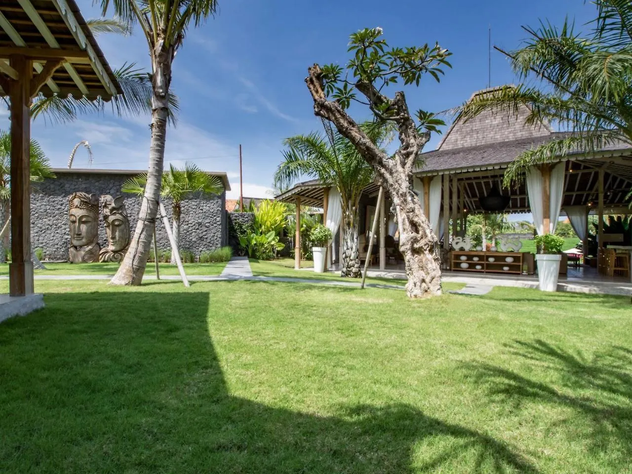 Villa Mannao By Villa Finder Kerobokan
